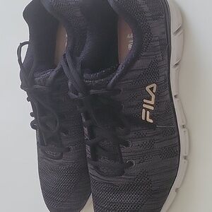 Fila Cool Max Memory Foam Sneakers